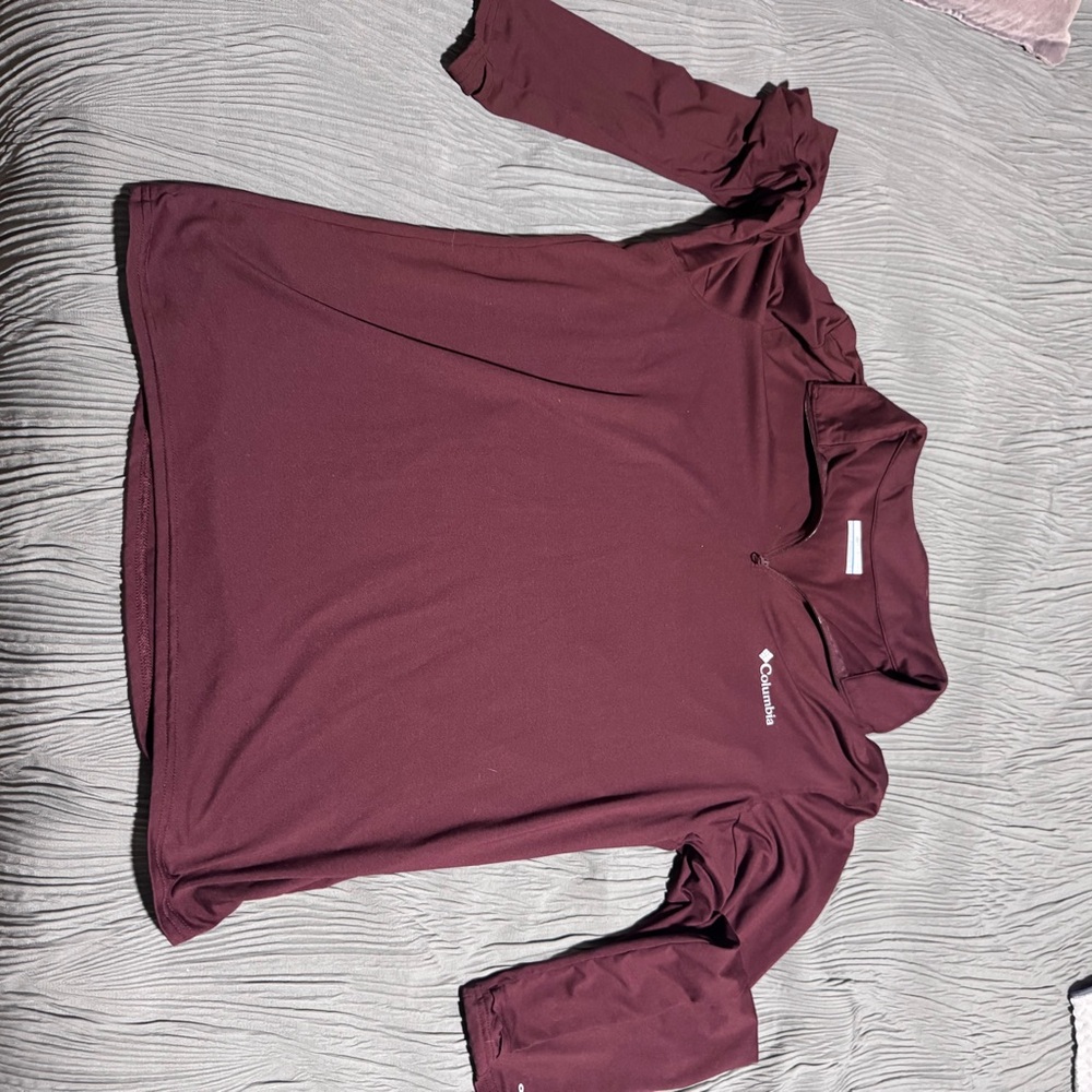 Columbia Burgundy Long Sleeve Top